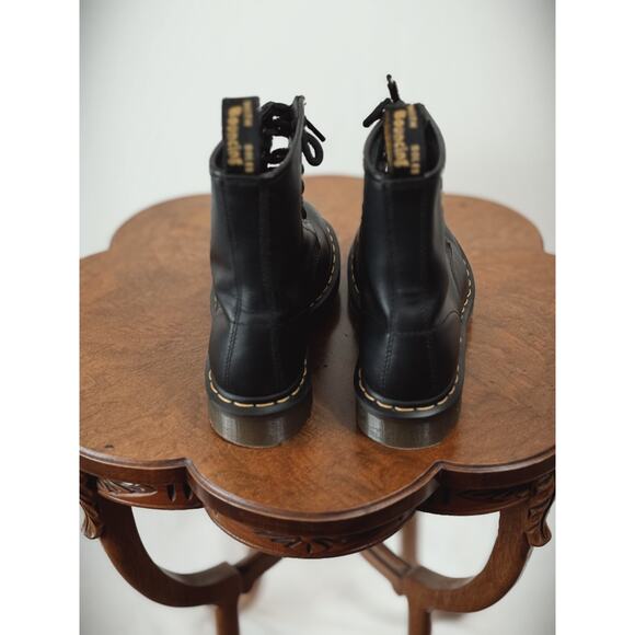 Dr. Martens 1460 Black Lace Up Combat Boot US Women's 8 #0006 Thailand - Picture 3 of 7